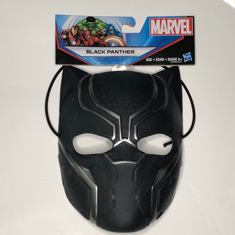 HASBRO/MARVEL “Black Panther” children’s mask. 5+